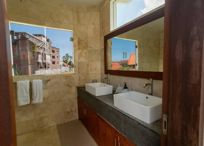 Ocean Breeze -4br In Villa Canggu