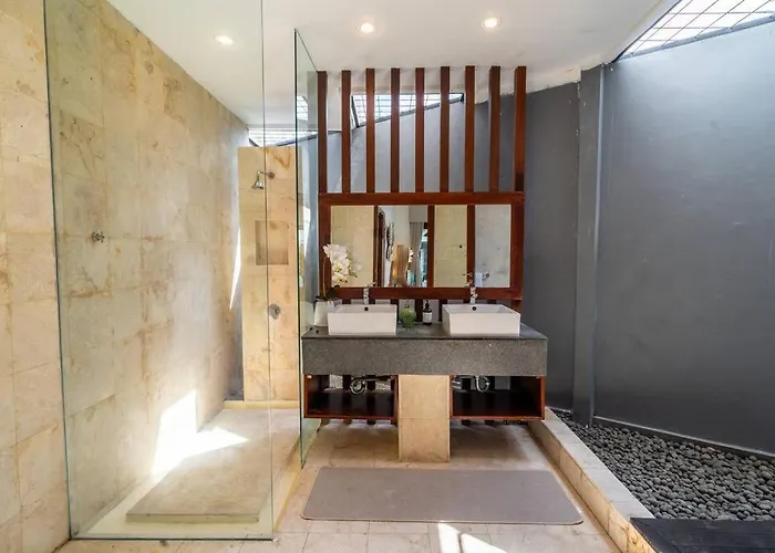 Ocean Breeze -4br In Villa Canggu