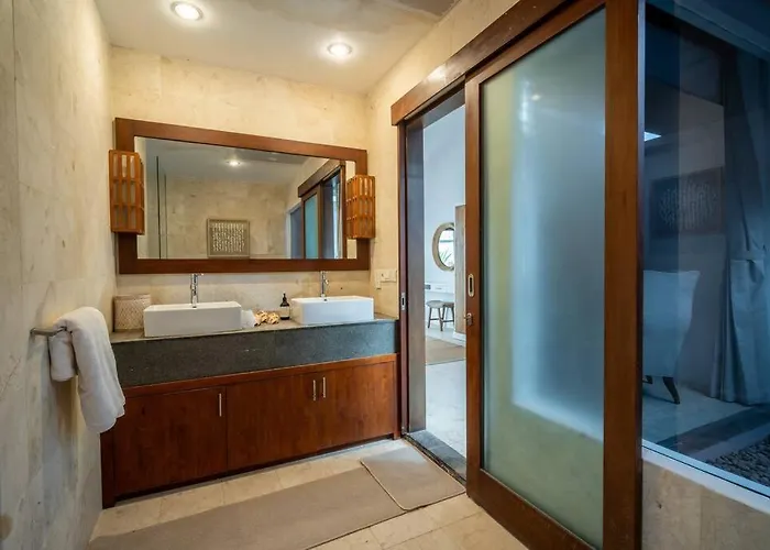 Ocean Breeze -4br In Villa Canggu
