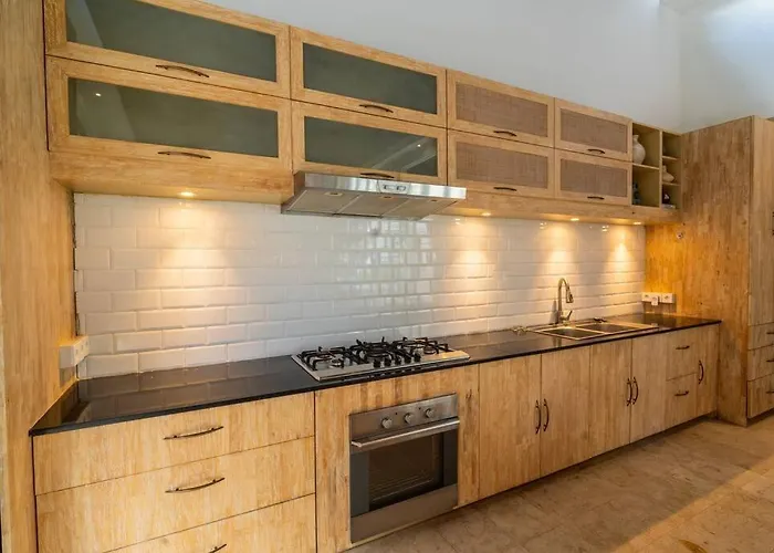 Ocean Breeze -4br In