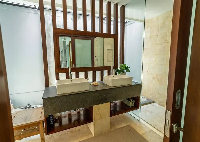 Villa Ocean Breeze -4br In Canggu
